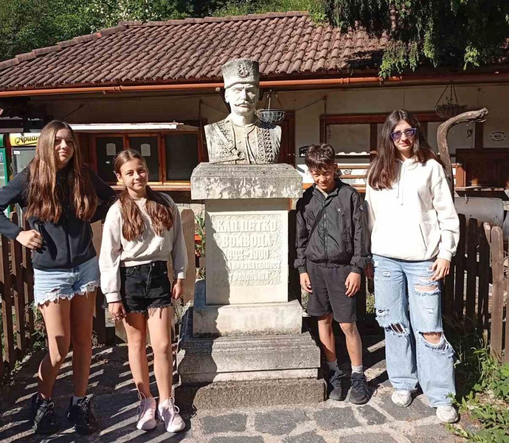 ОБРАЗОВАТЕЛНИ МАРШРУТИ В БЪЛГАРИЯ 7